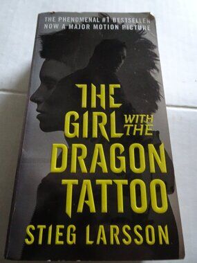 The Girl with the Dragon Tattoo by Stieg Larsson -2009 -Paperback Book